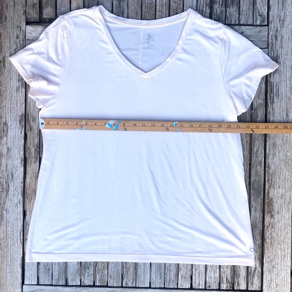 T-shirt tank bundle. - Picture 2 of 7